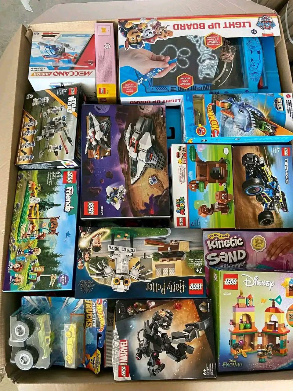 Toys & Collectibles
